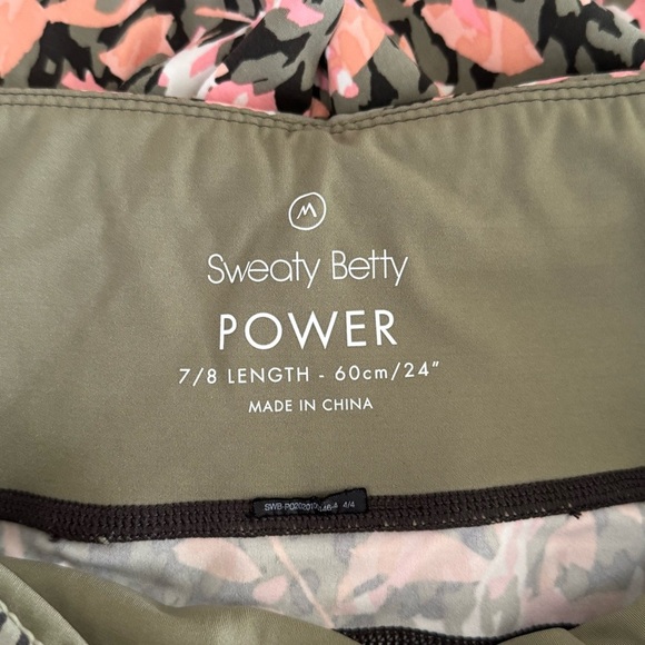 SWEATY BETTY Limited Edition Power Pocket Workout 7/8 Leggings Camo Floral Print - Picture 8 of 9